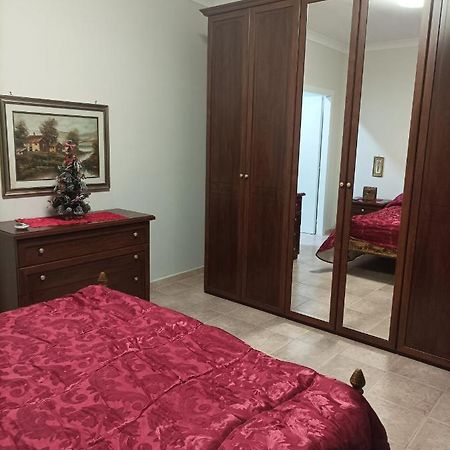 Casa Di Raffaella Hotel Torre Annunziata Bagian luar foto
