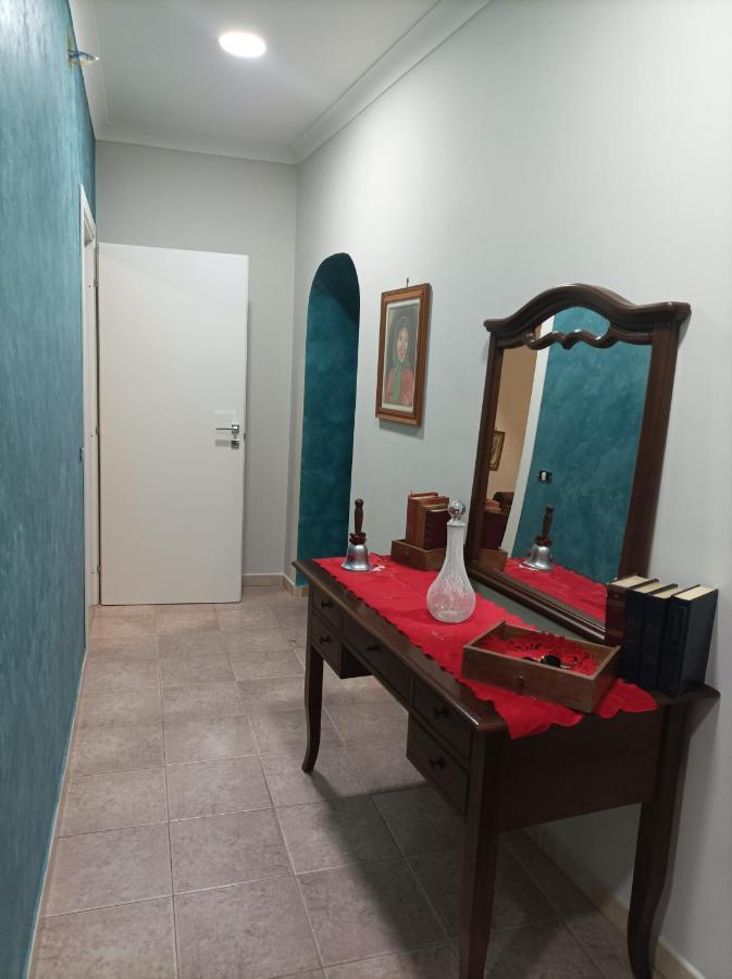 Casa Di Raffaella Hotel Torre Annunziata Bagian luar foto